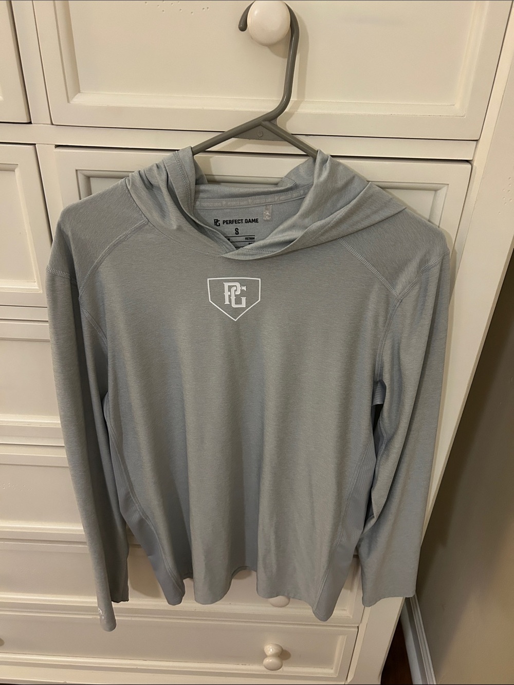 Perfect Game Men's Light Gray Crewneck Performance Sweater